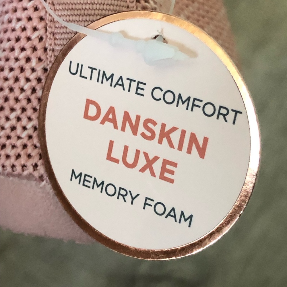 Danskin Luxe Rejuvenate. Memory foam shoes. Size 10 - Picture 9 of 12